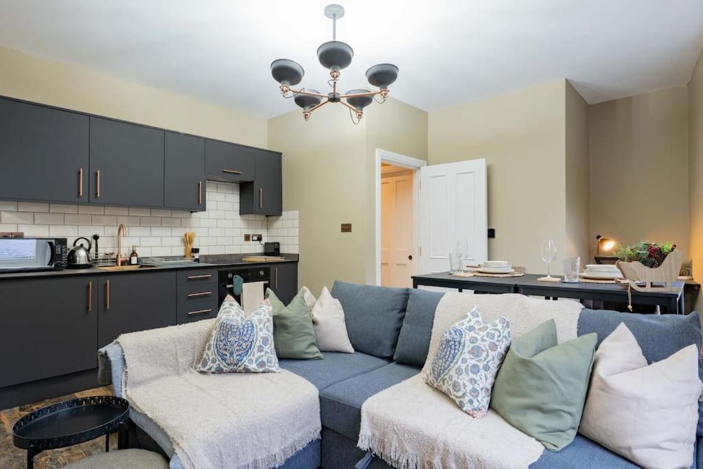 Stunning Boutique Flat In Central Location - Beatrice Bath Luaran gambar