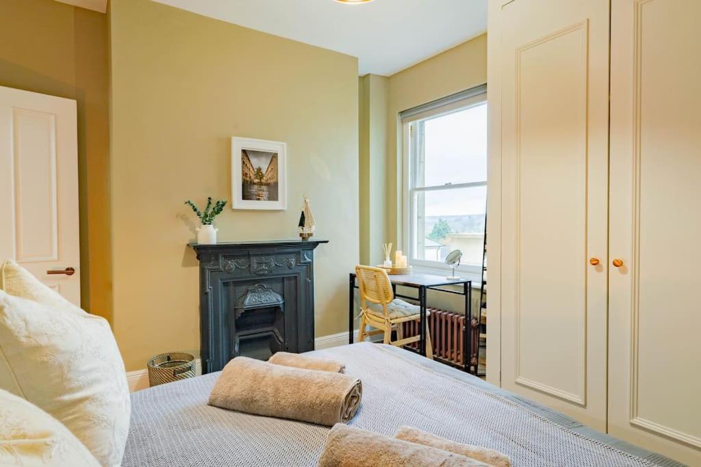 Stunning Boutique Flat In Central Location - Beatrice Bath Luaran gambar
